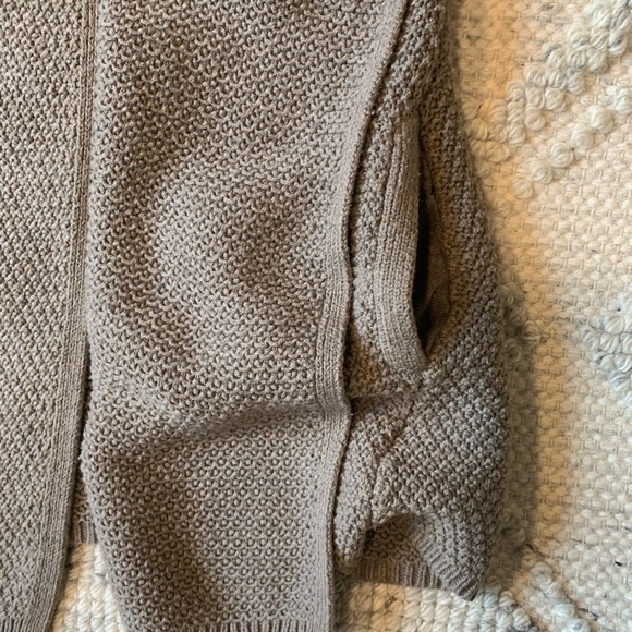 Chunky Knit Sweater - Picture 4 of 6